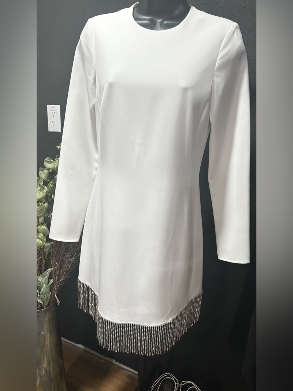 Gianni biniIvory Long Sleeve Mini Dress with Rhinestone Fringe size 0 NWT